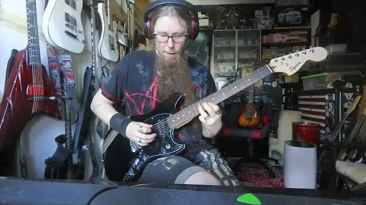 Squier FSR Bullet Competition Mustang HH Black Shoreline Gold Stripes review