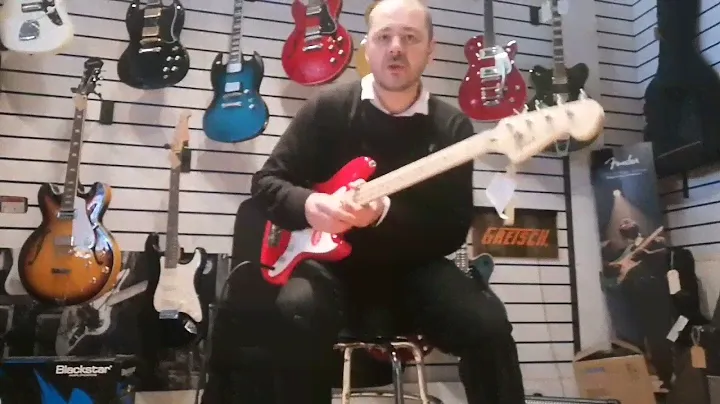 Squier Bronco Bass, Torino Red (Ex-display) - Rimmers Music