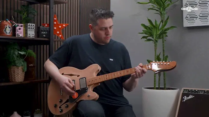 SOUNDCHECK Squier Classic Vibe Starcaster MN, Natural  | Gear4music Guitars