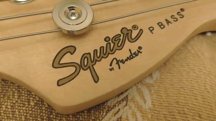 обзор сборки китайской реплики китайского Squier Precision Bass желтенький... или это оригинал?