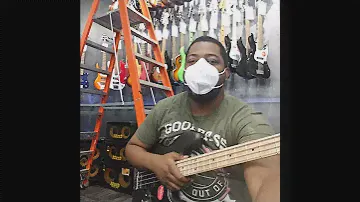 debuting the new squier contemporary jazz bass 4 string at guitar center