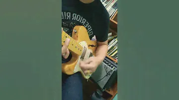 Play Telecaster Guitar / Squier Classic Vibe 70s Telecaster Thinline / Fender Frontman™ 15G