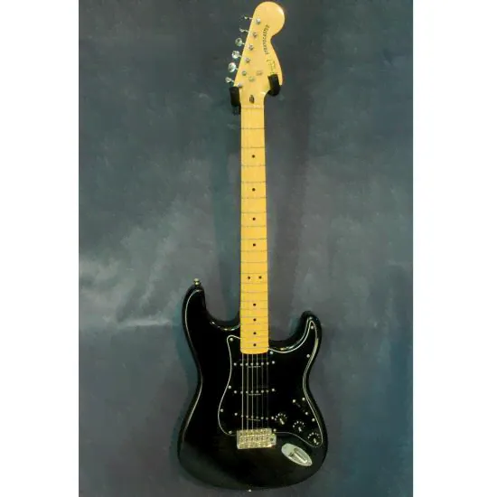 SQUIER by FENDER Stratocaster ICS14039519-1