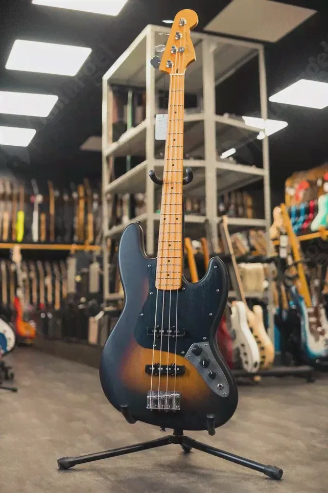 Бас-гитара Squier 40th Anniversary Jazz Bass W2CS