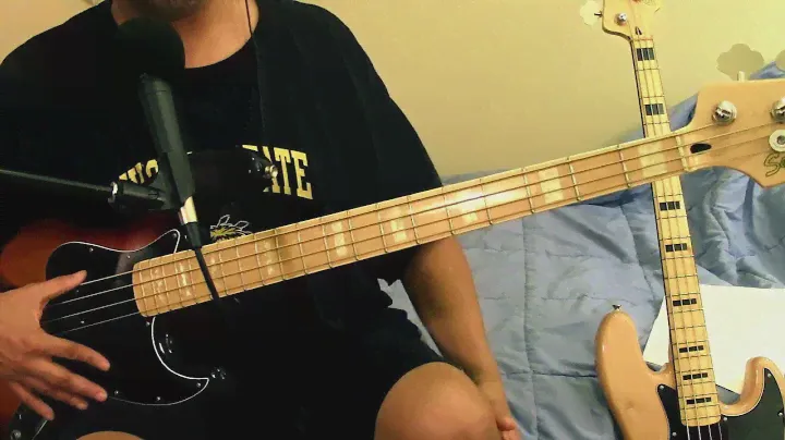 For sale like new Fender Squire Vintage Modified 77 Jazz Bass only $350.00 SOLD!!