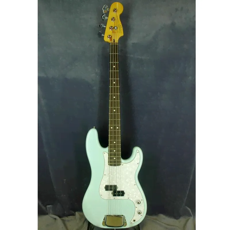 SQUIER by FENDER Precision Bass CGRH08000272-0